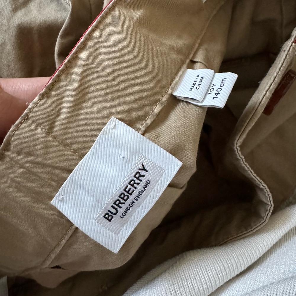 Burberry pants size 10y - Picture 3 of 5